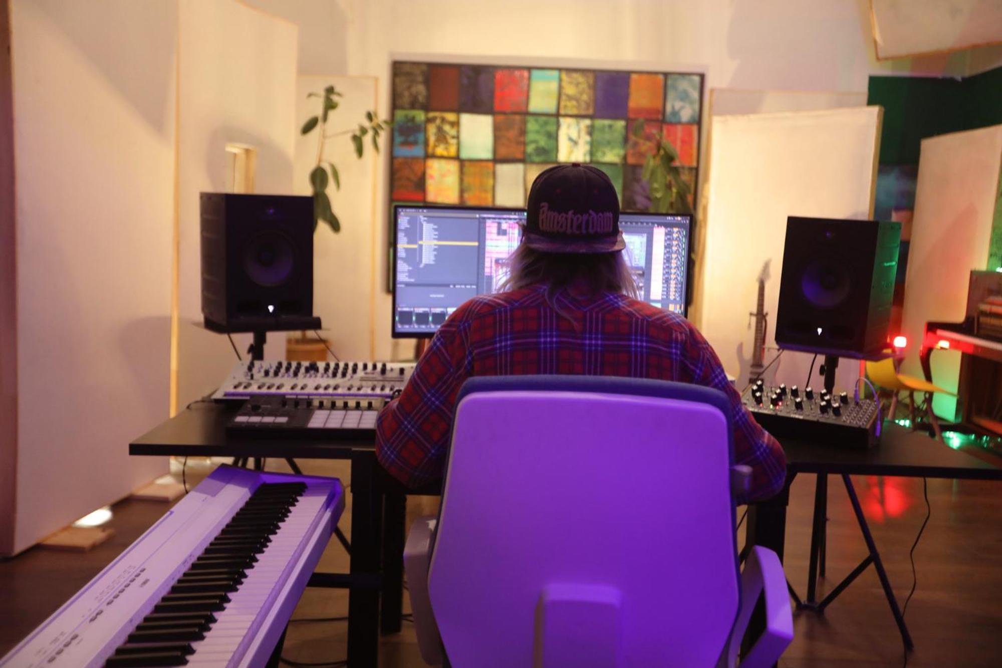 Cosy Studio With Beautiful Garden 耶烈万 外观 照片