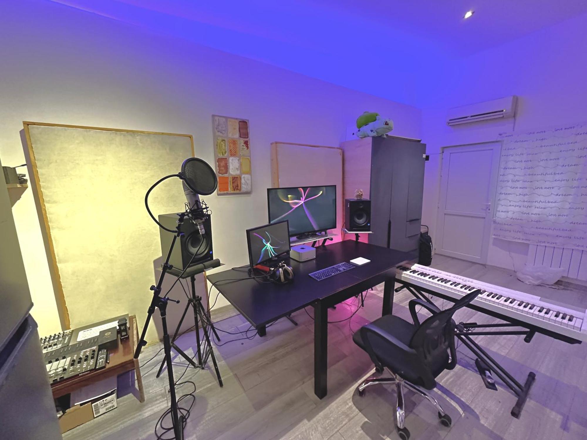 Cosy Studio With Beautiful Garden 耶烈万 外观 照片
