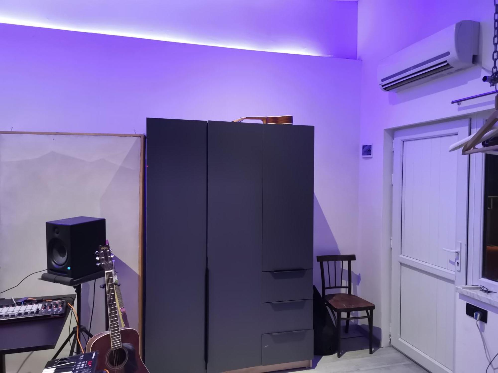 Cosy Studio With Beautiful Garden 耶烈万 外观 照片