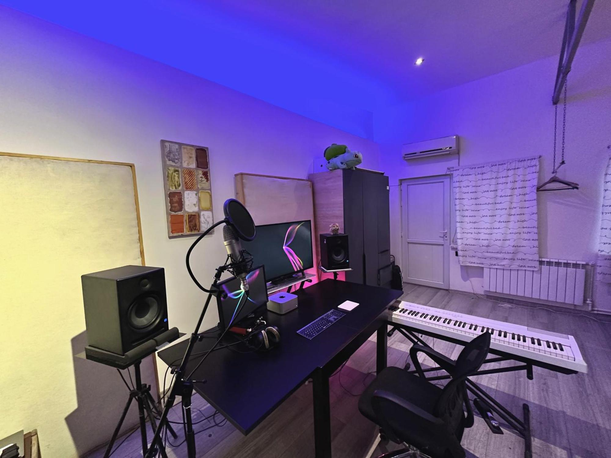 Cosy Studio With Beautiful Garden 耶烈万 外观 照片
